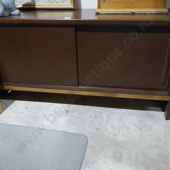 Sideboard