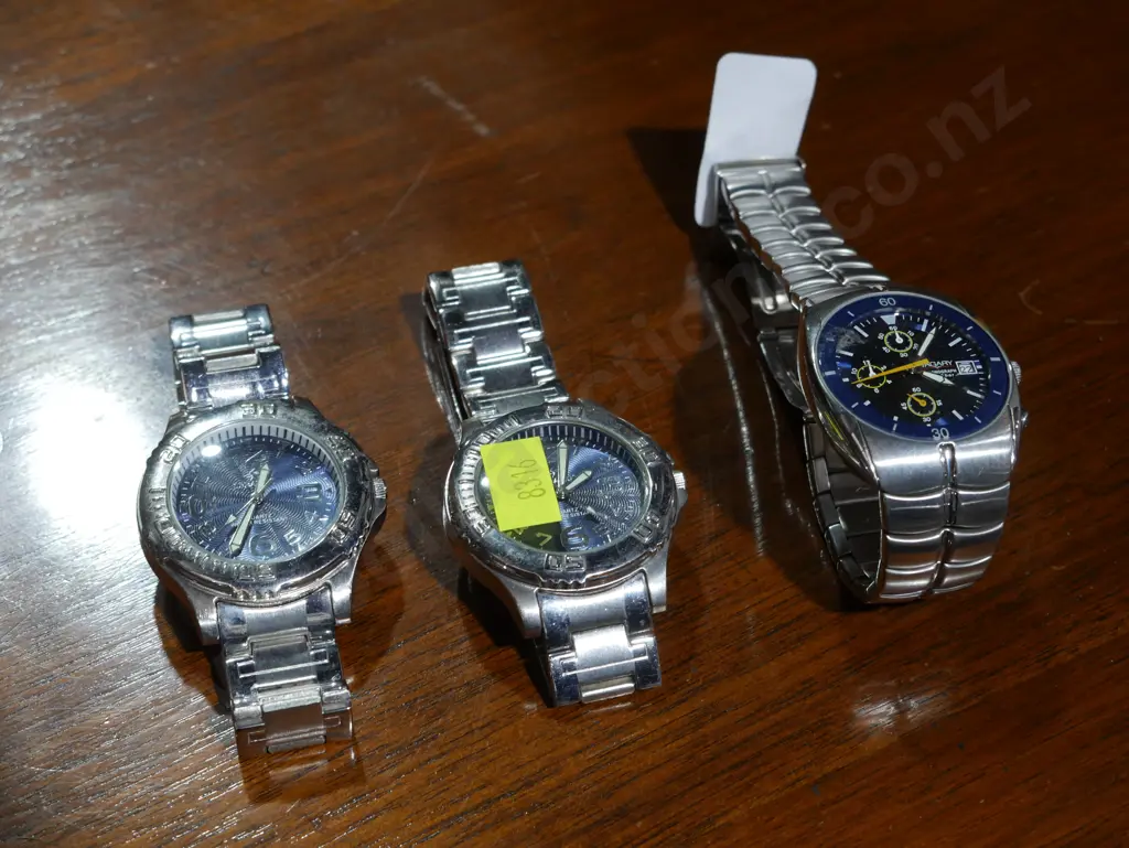 3 mens watches Image 1++