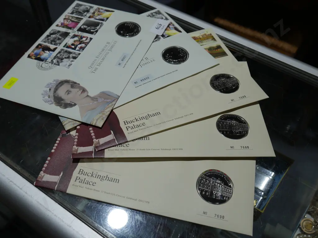 5 coin sets, royalty Image 1++