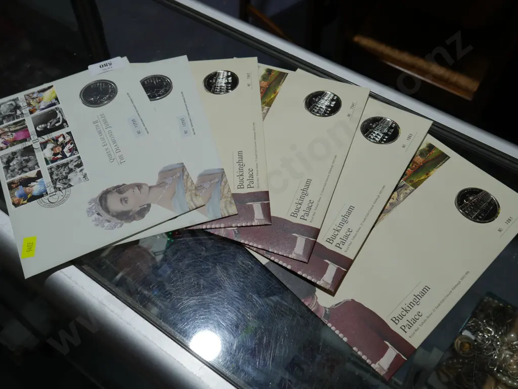5 coin sets, royalty Image 1++