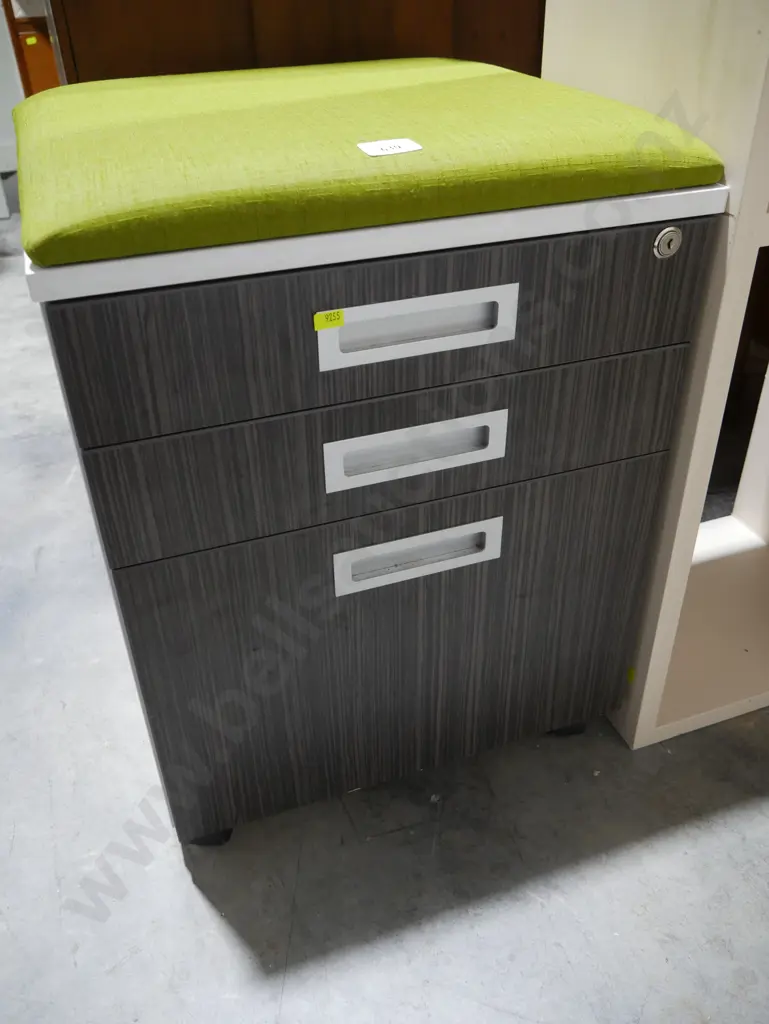 Filing cabinet Image 1++