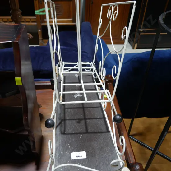 Magazine rack etc