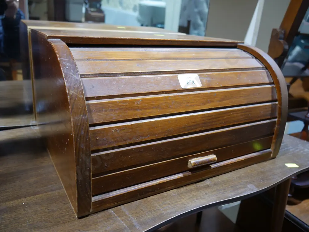 Roll top bread box Image 1++