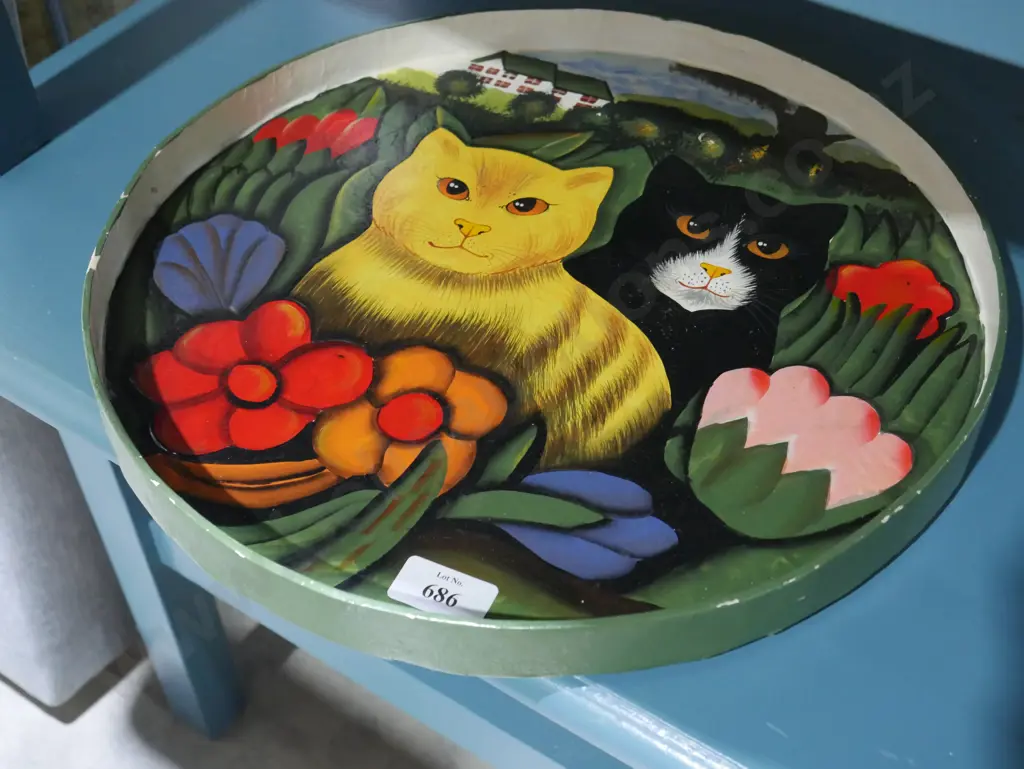 Painted cats tray Image 1++