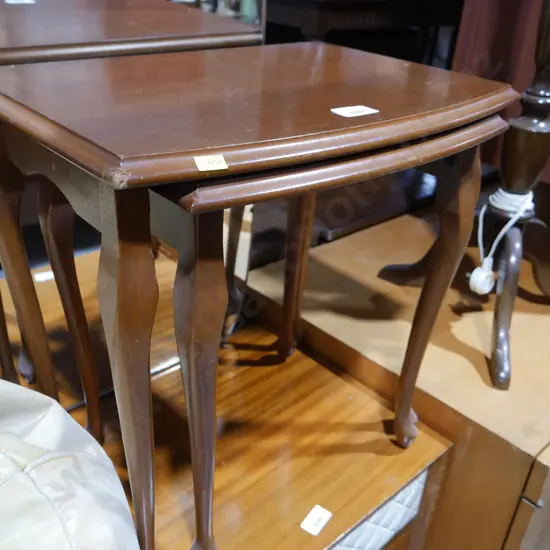 Nest of 2 tables
