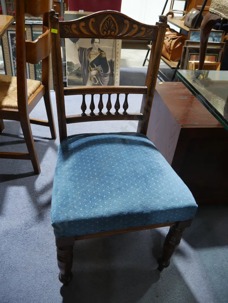 Dining chair Image 1++