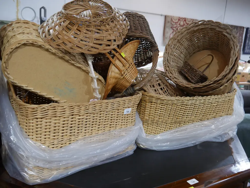 Cane baskets Image 1++
