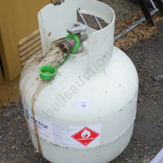 Gas cylinder