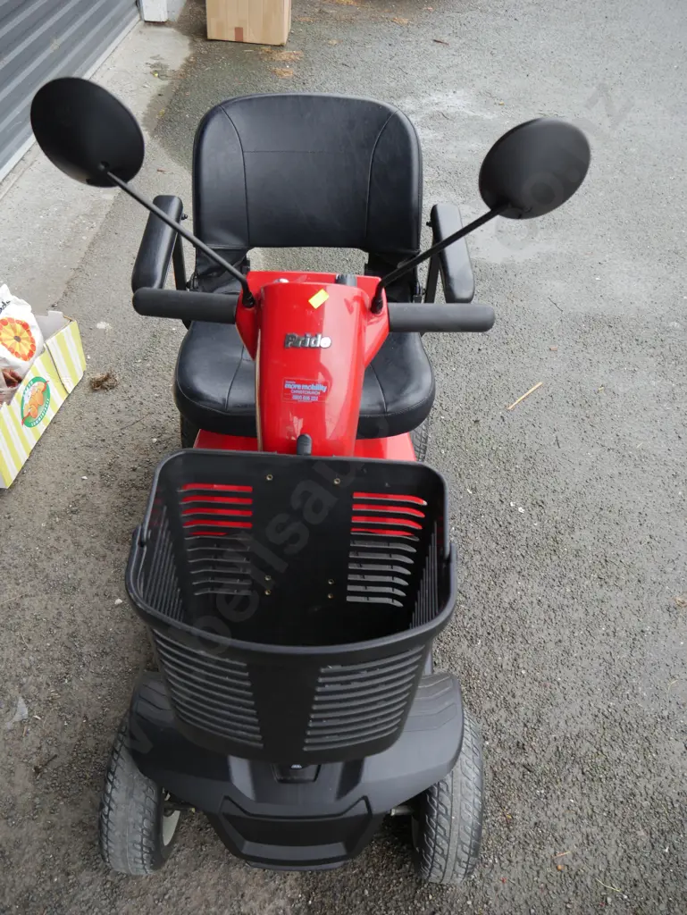 Pride mobility scooter Image 1++