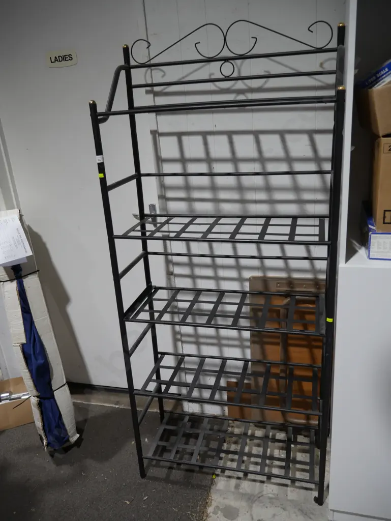 Metal shelf unit Image 1++