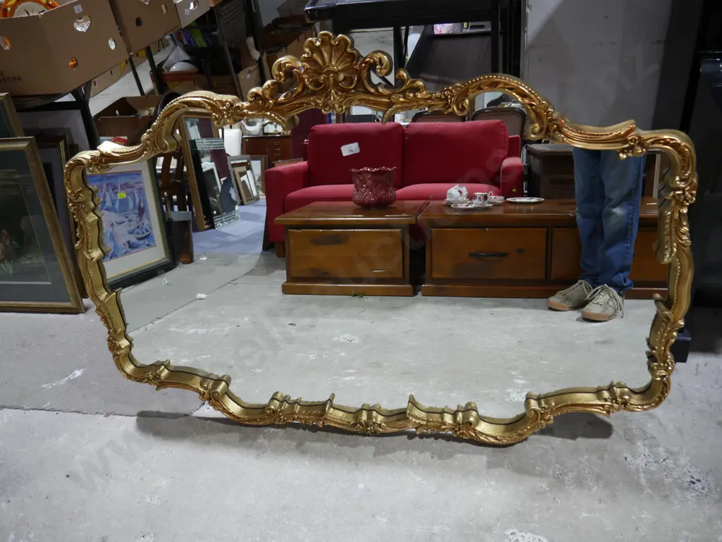 Large gilt frame mirror Image 1++