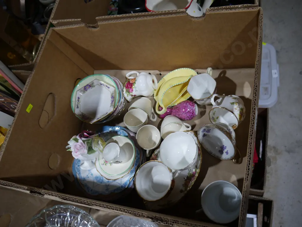 Assorted china Image 1++