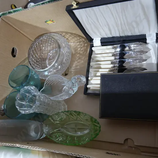 Glassware and cutlery