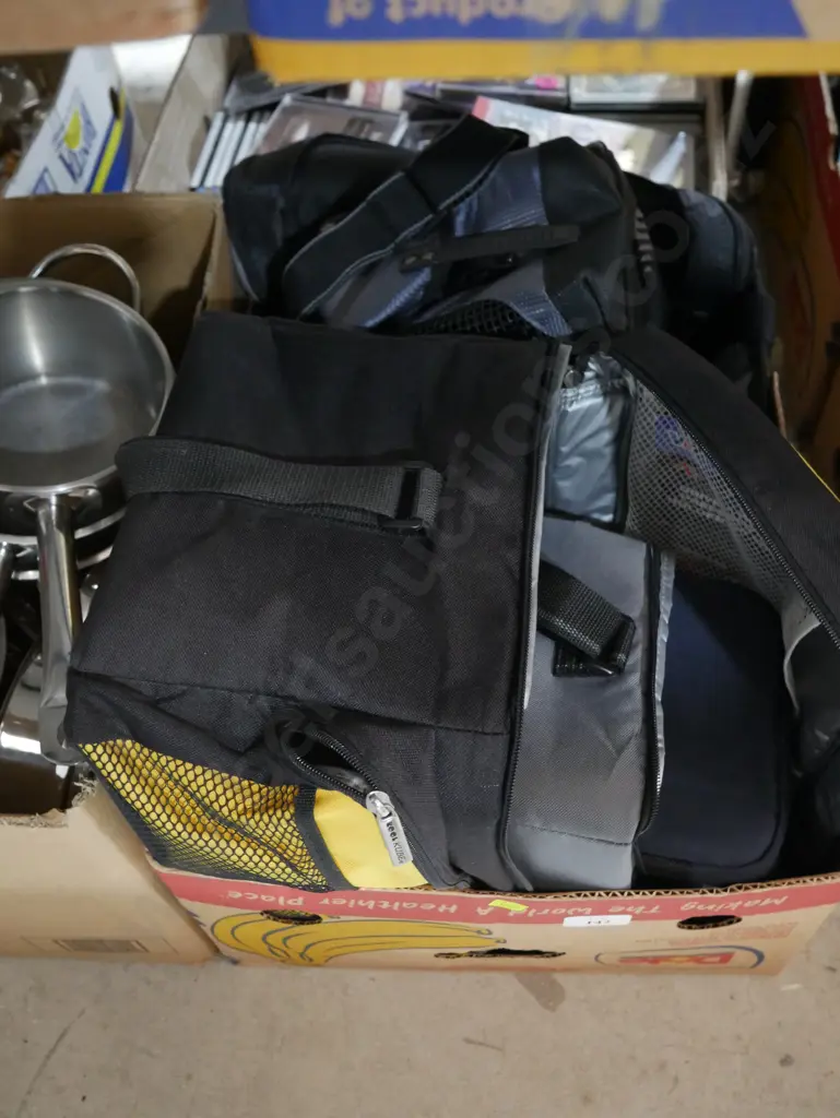 Chilly bags Image 1++