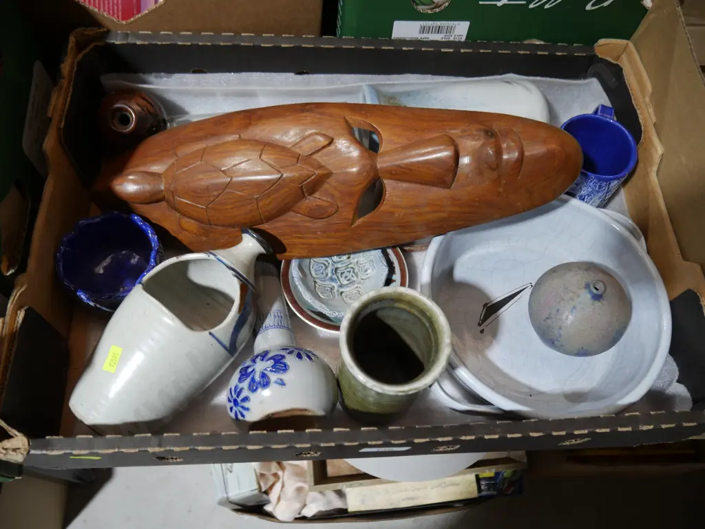 Pottery, mask etc Image 1++