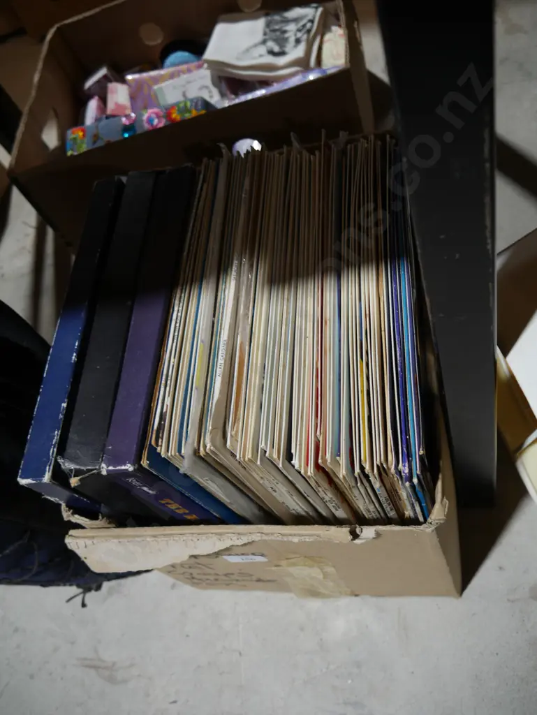 Records Image 1++