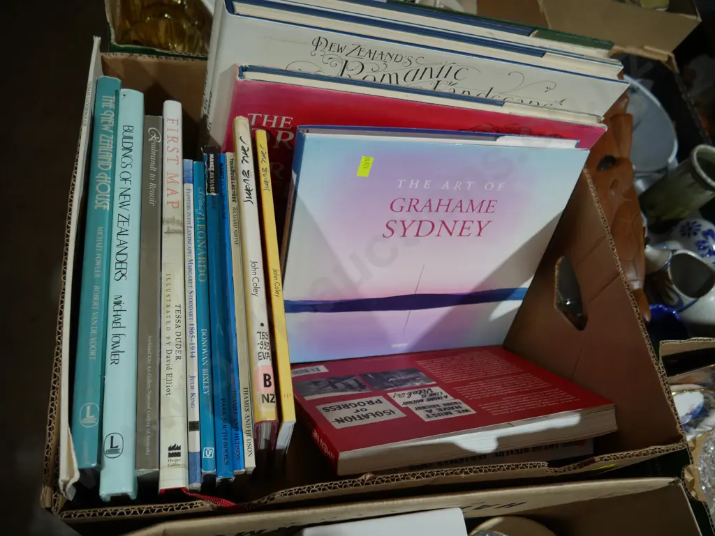 New Zealand books Image 1++