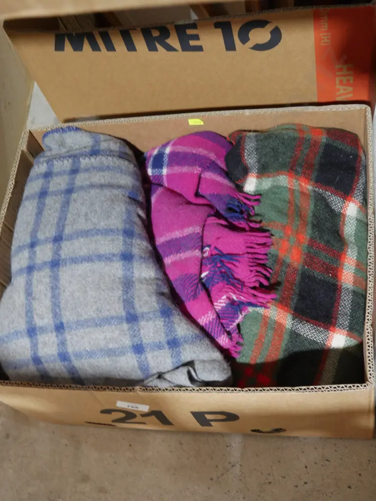 Woollen blankets Image 1++