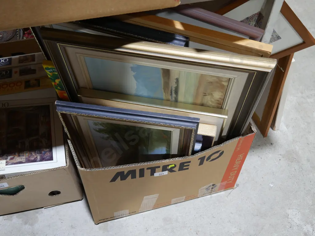 Assorted art Image 1++