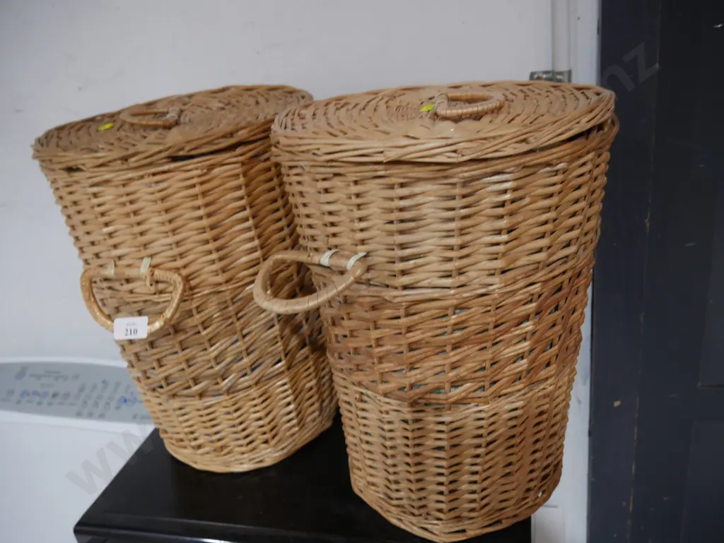 Two cane baskets Image 1++