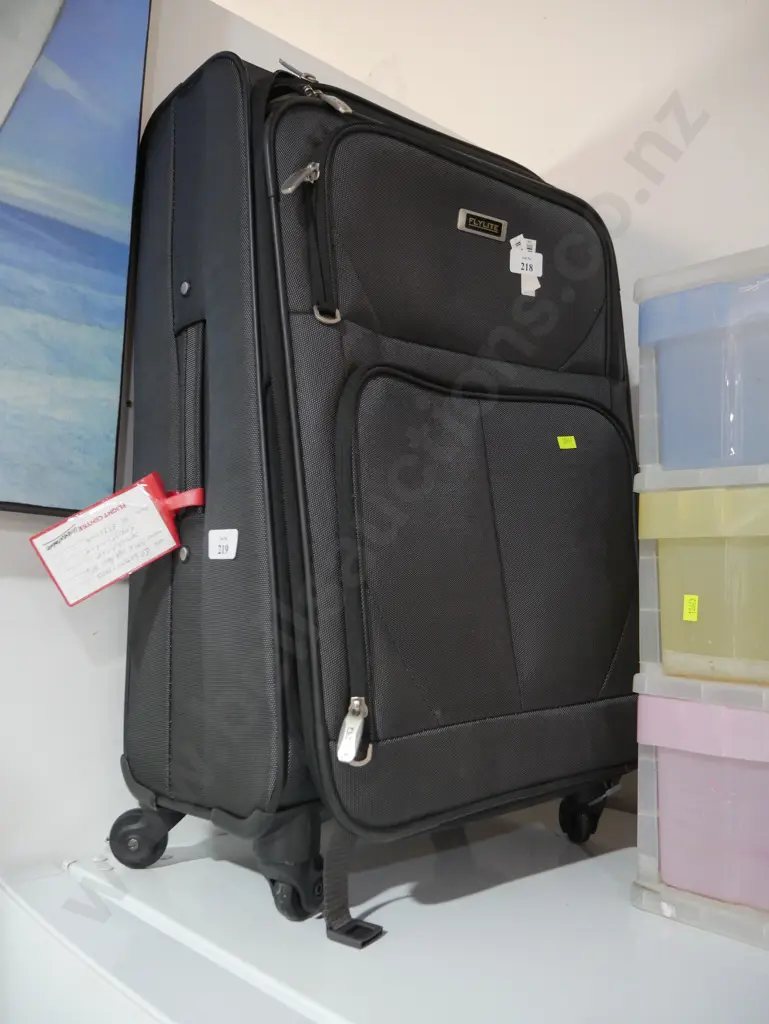 Suitcase Image 1++