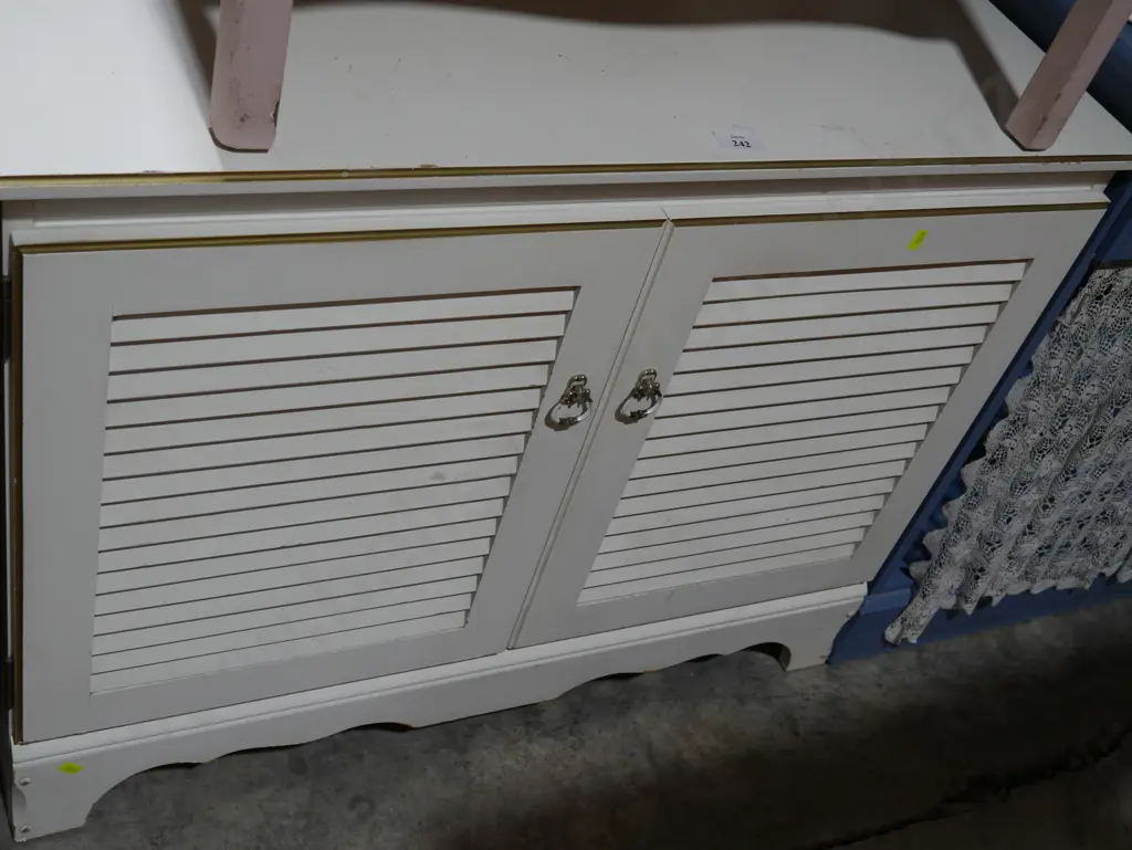 Cabinet Image 1++