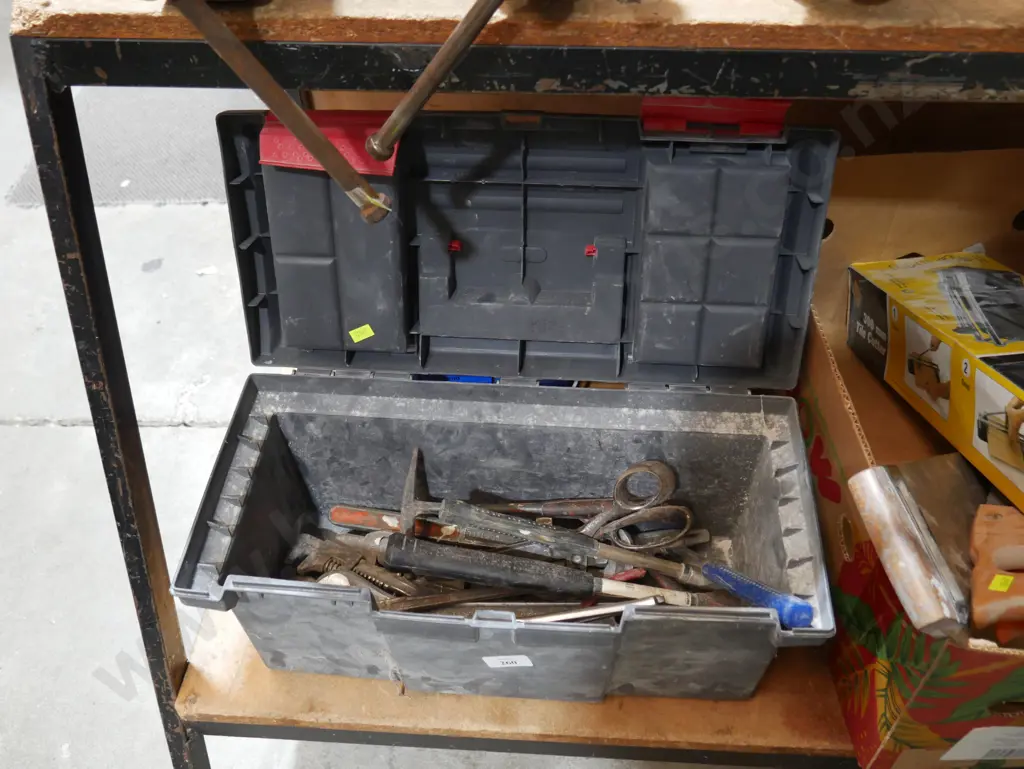 Toolbox and contents Image 1++