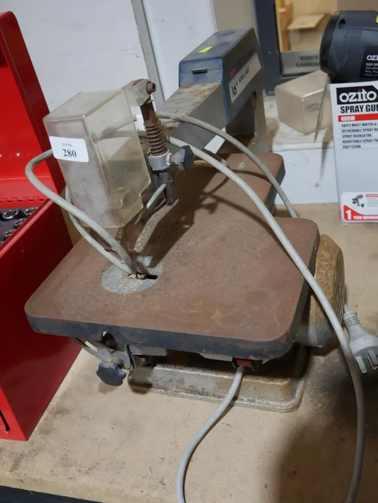 Scroll saw Image 1++