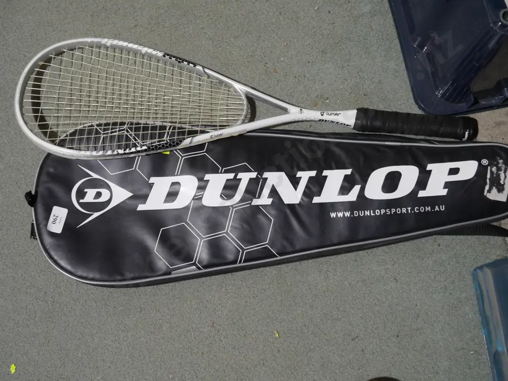 Dunlop racket Image 1++