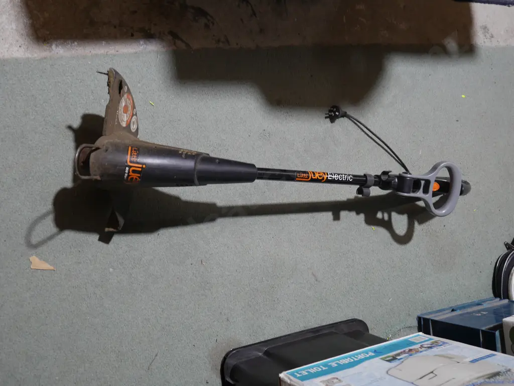 Weed eater Image 1++