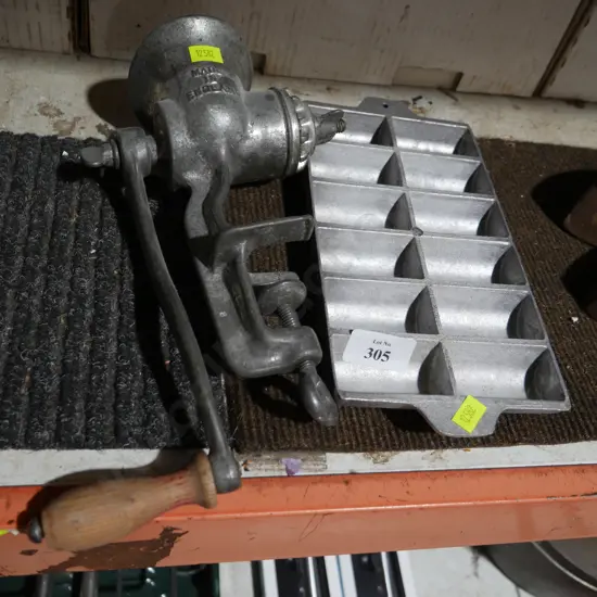 Mincer and gem iron