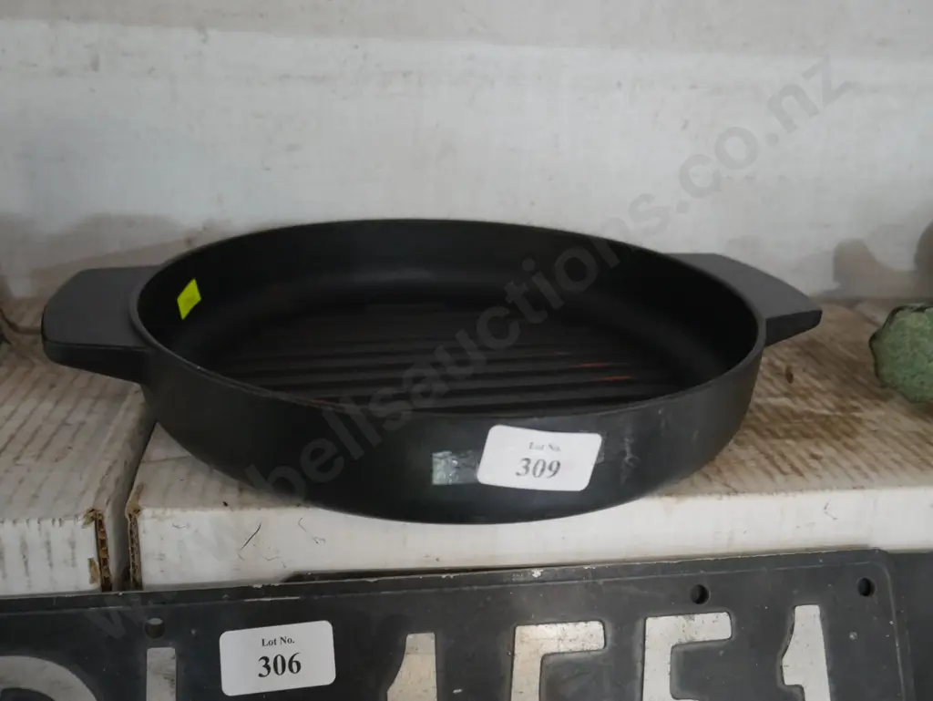 Cast iron grill pan Image 1++