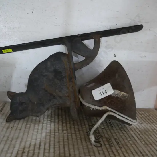 Cast cat bell