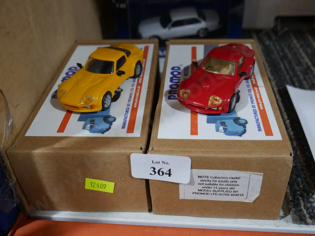 Two model cars Image 1++