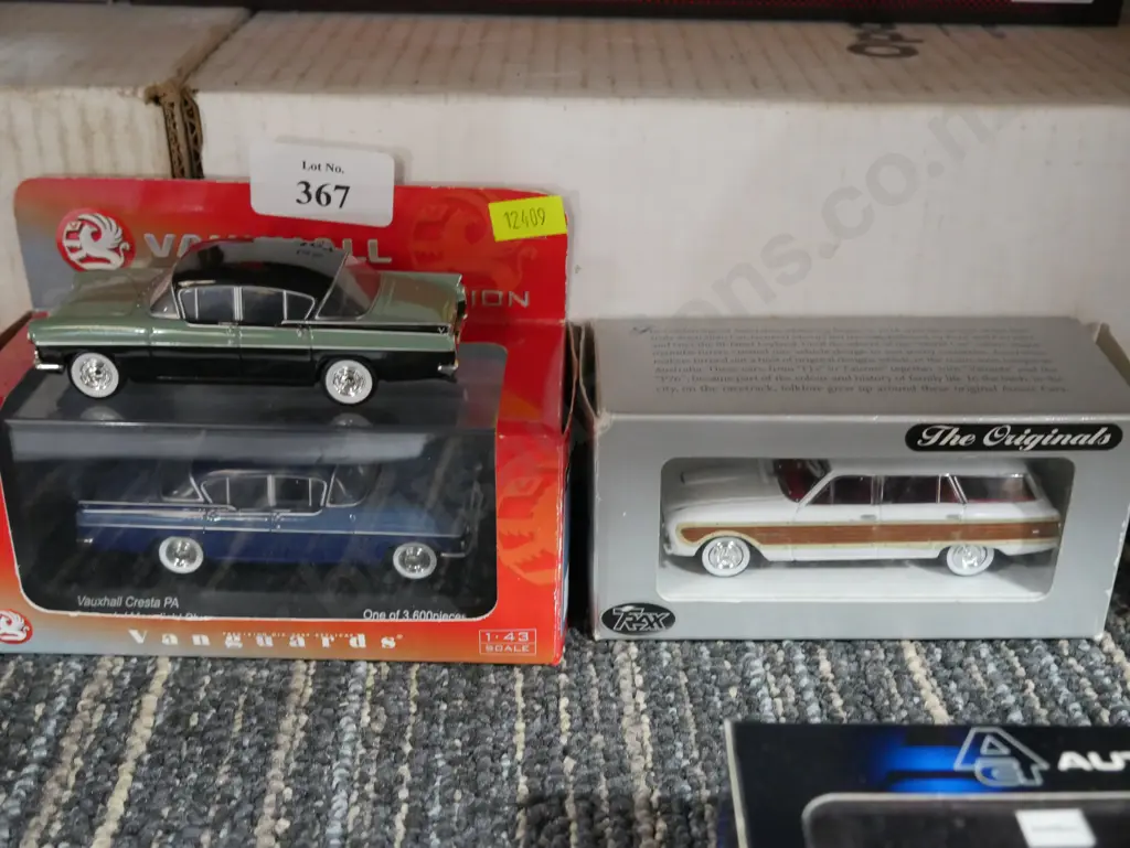 3 model cars Image 1++