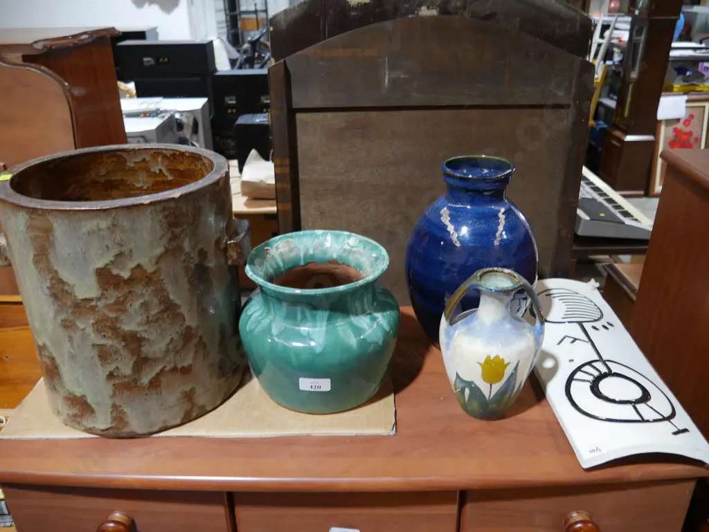 Assorted pottery Image 1++