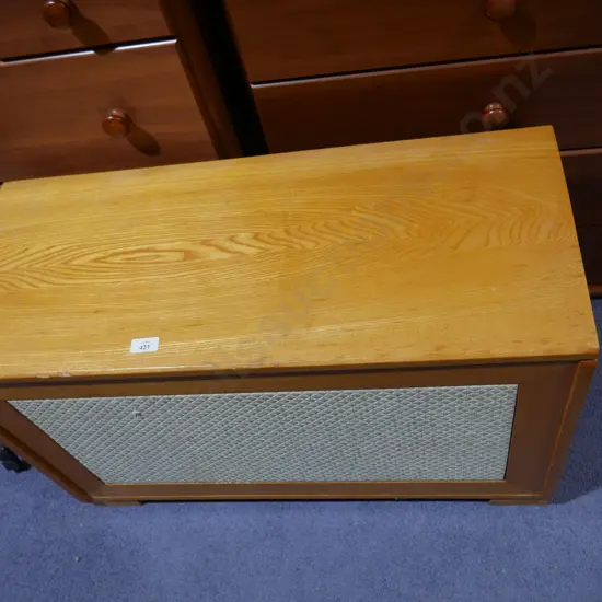 Blanket box