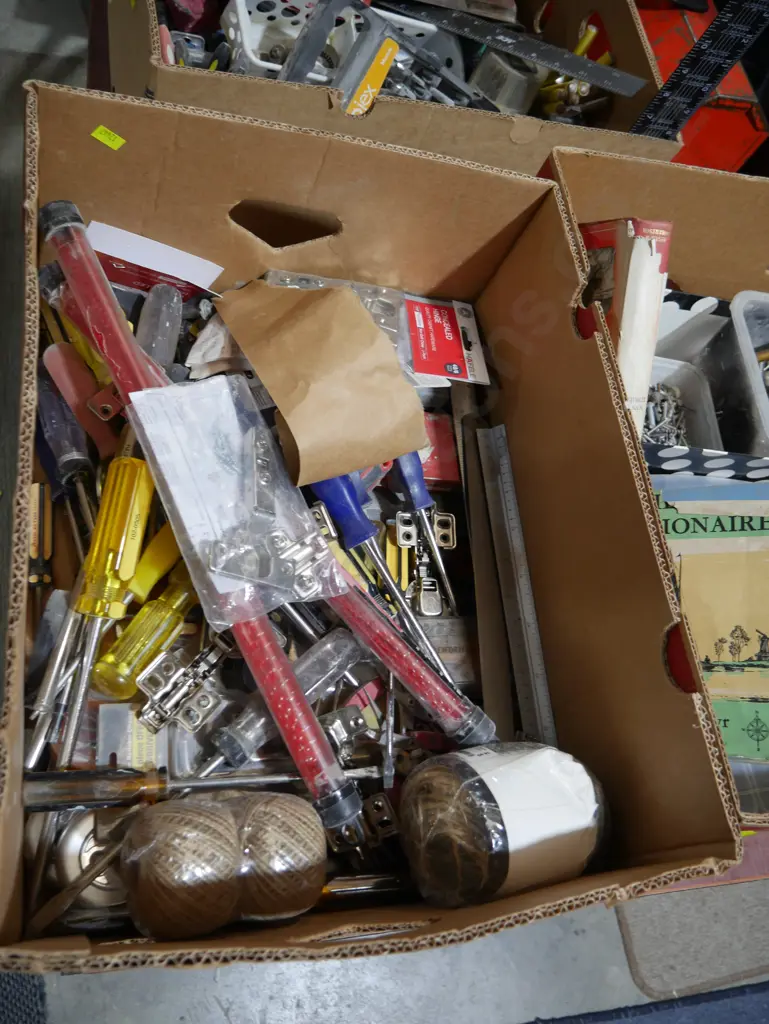 Assorted tools etc Image 1++