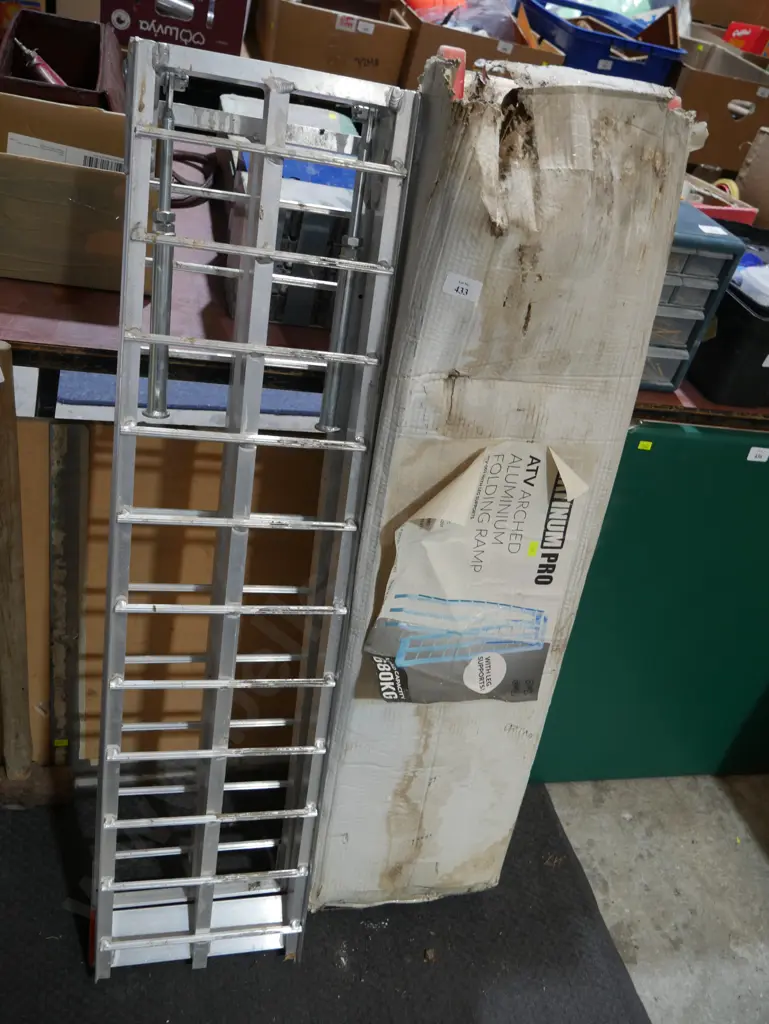 ATV aluminium folding ramps Image 1++