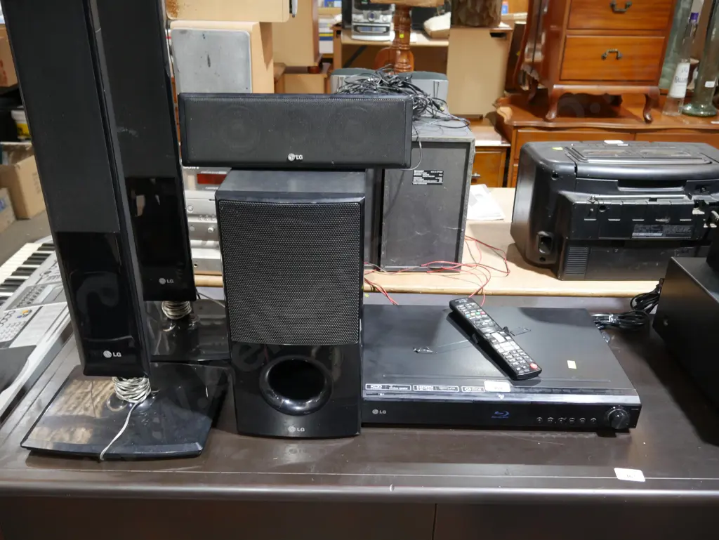 LG home theatre system Image 1++