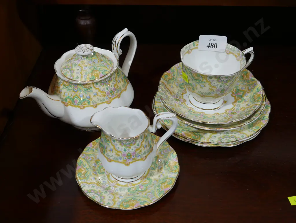 Royal Albert "Paisley Shawl" tea set Image 1++