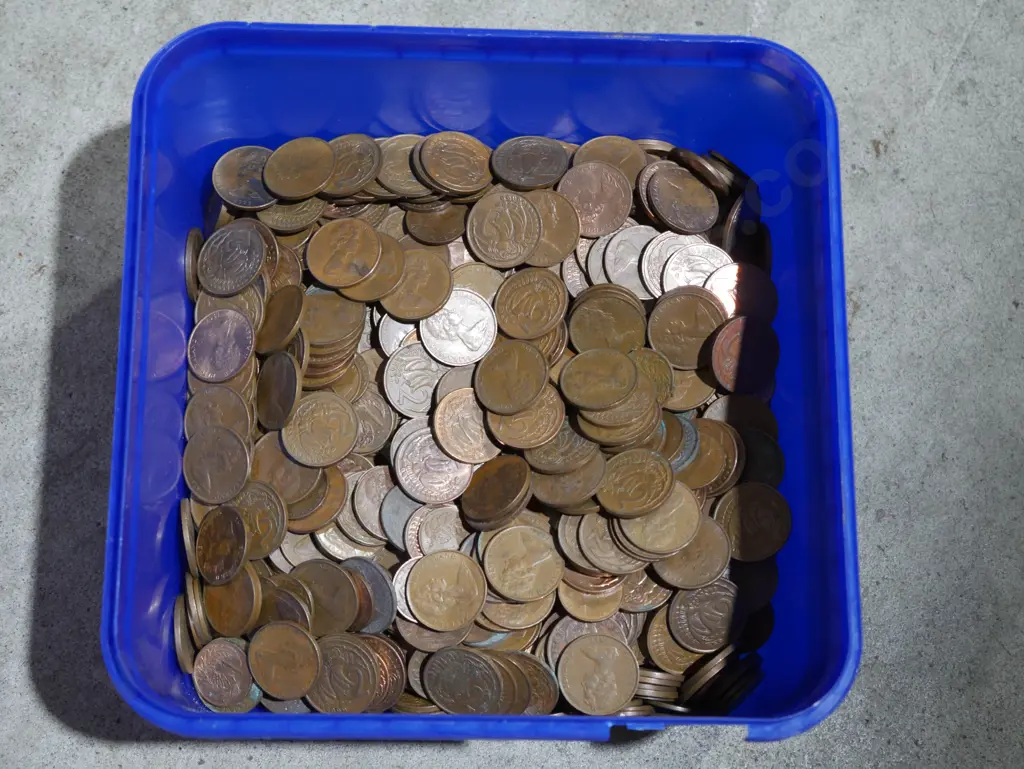 New Zealand 1 and 2 cent pieces Image 1++