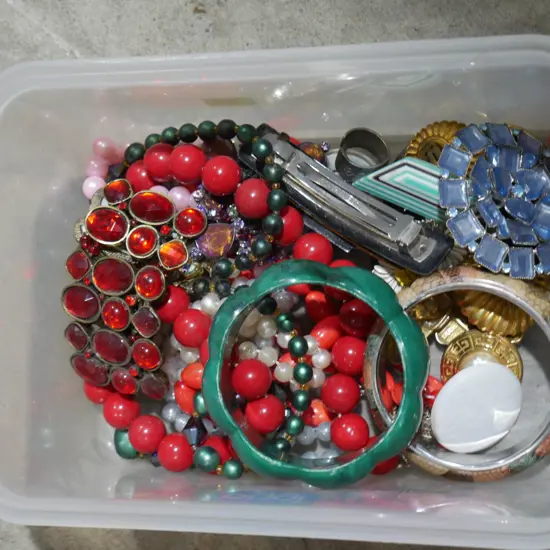 Costume jewellery