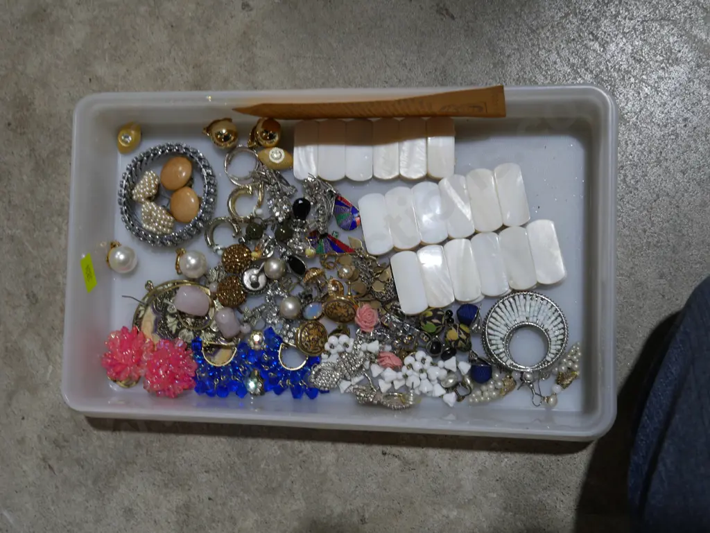 Jewellery Image 1++