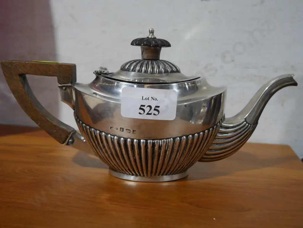 Sterling silver teapot Image 1++