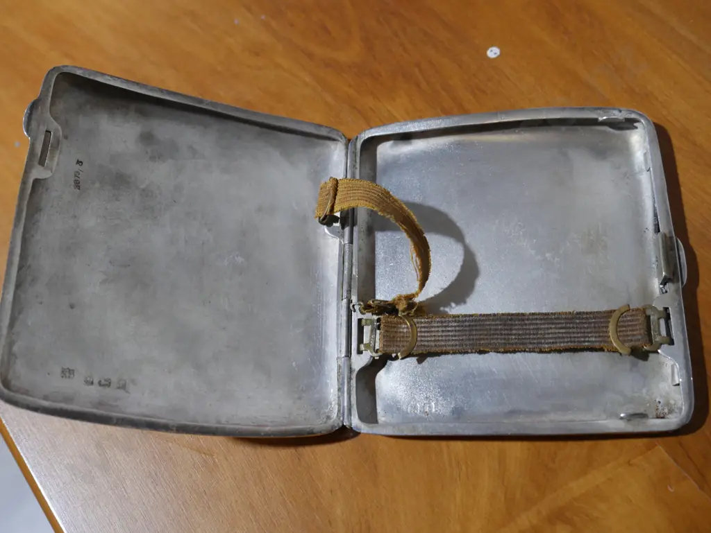 Stirling silver cigarette case Image 1++
