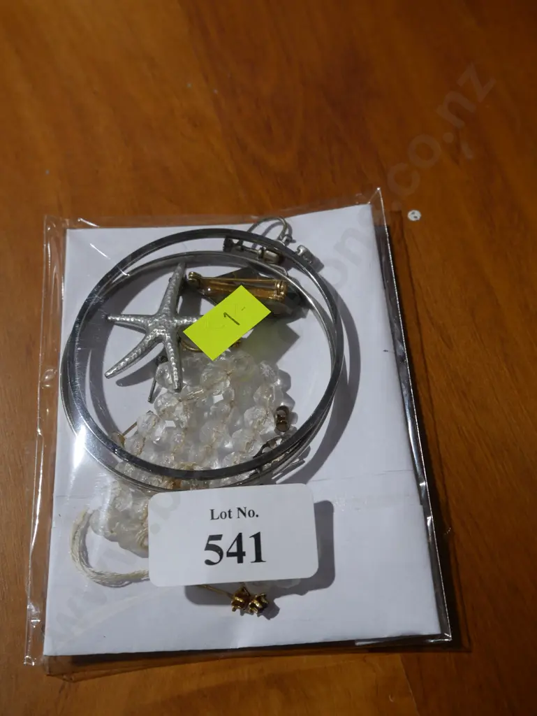 Jewellery Image 1++