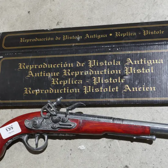 Replica pistol