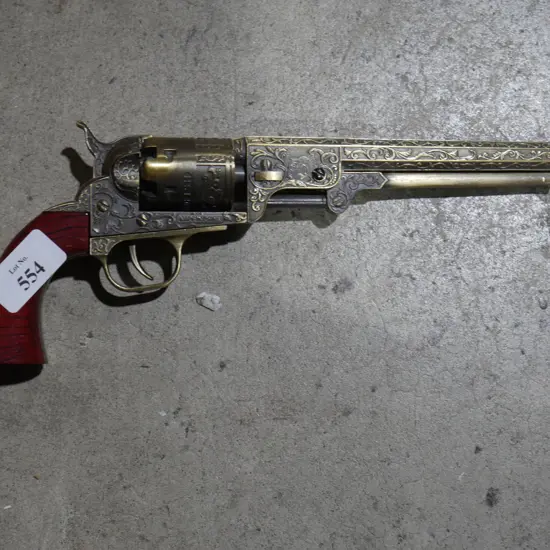 Replica pistol