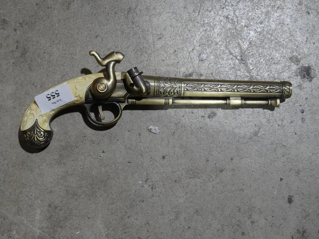Replica pistol Image 1++